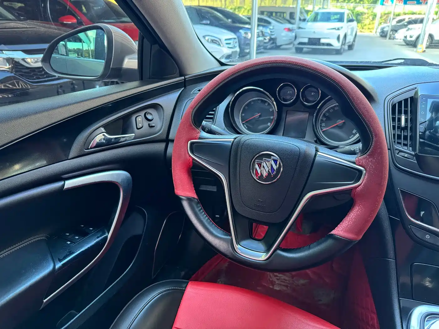 Buick Regal 2015 1.6T Leading Tech Edition фото 5