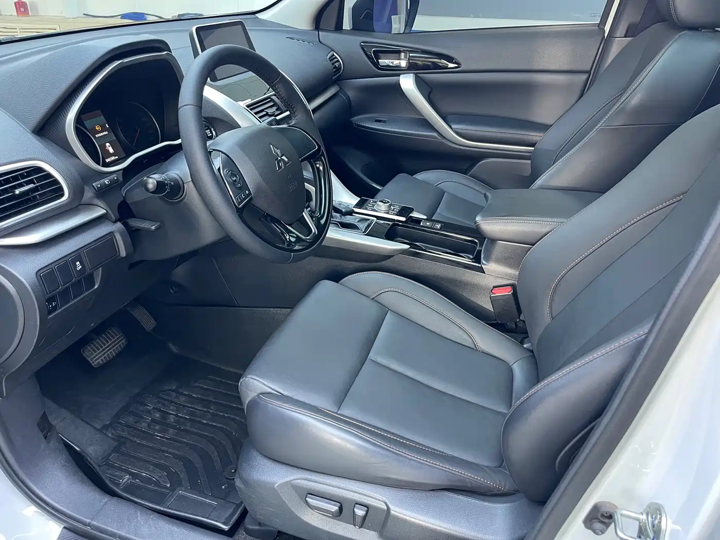 Mitsubishi Eclipse Cross 2021 2021 1.5T CVT 2WD Dream Edition
