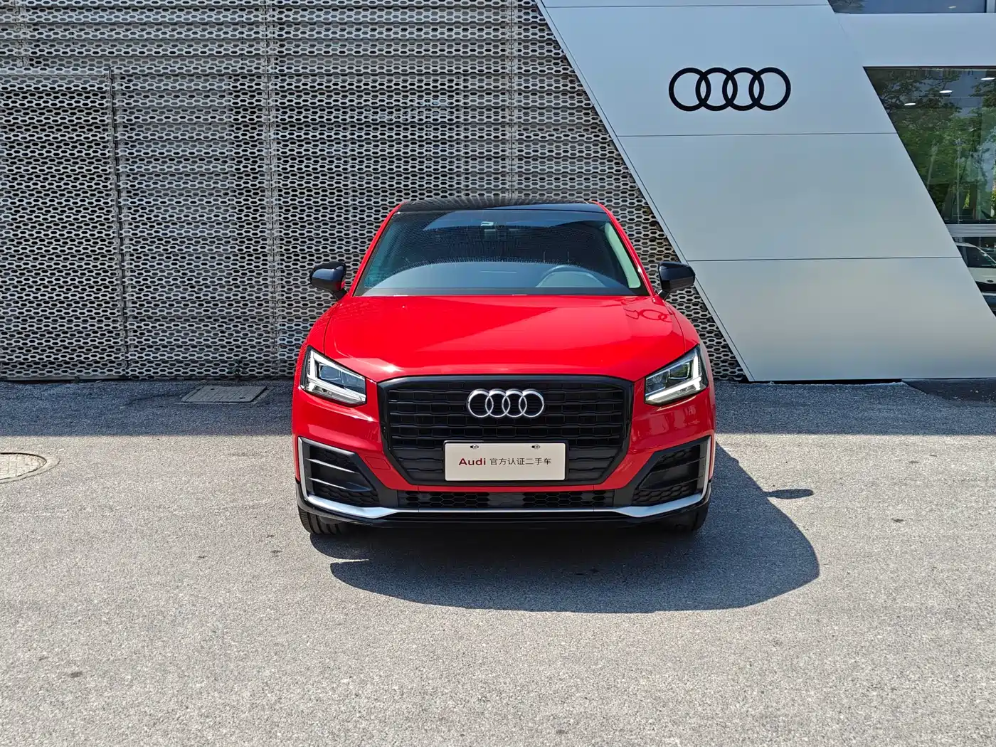 Audi Q2L 2018 35 TFSI Fashion Dynamic China VI фото 2