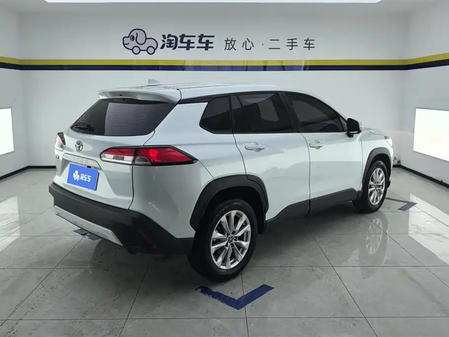 Toyota Corolla Cross 2022 2.0L Pioneer Edition фото 3