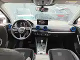 Фото 10 - Audi Q2L e-tron
