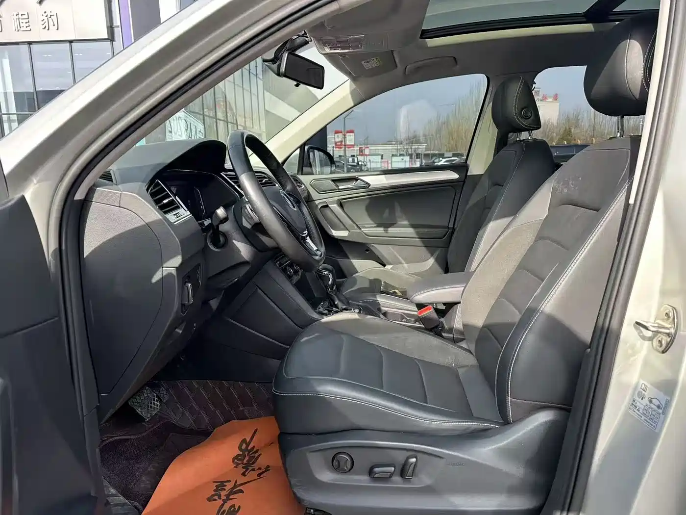 Volkswagen Tiguan L 2021 330TSI Automatic 2WD Smart фото 5