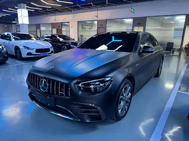 MERCEDES-BENZ E CLASS