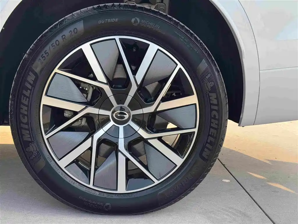GAC Trumpchi Trumpchi Vision S9 2025 2025 1.5T Hybrid Premium