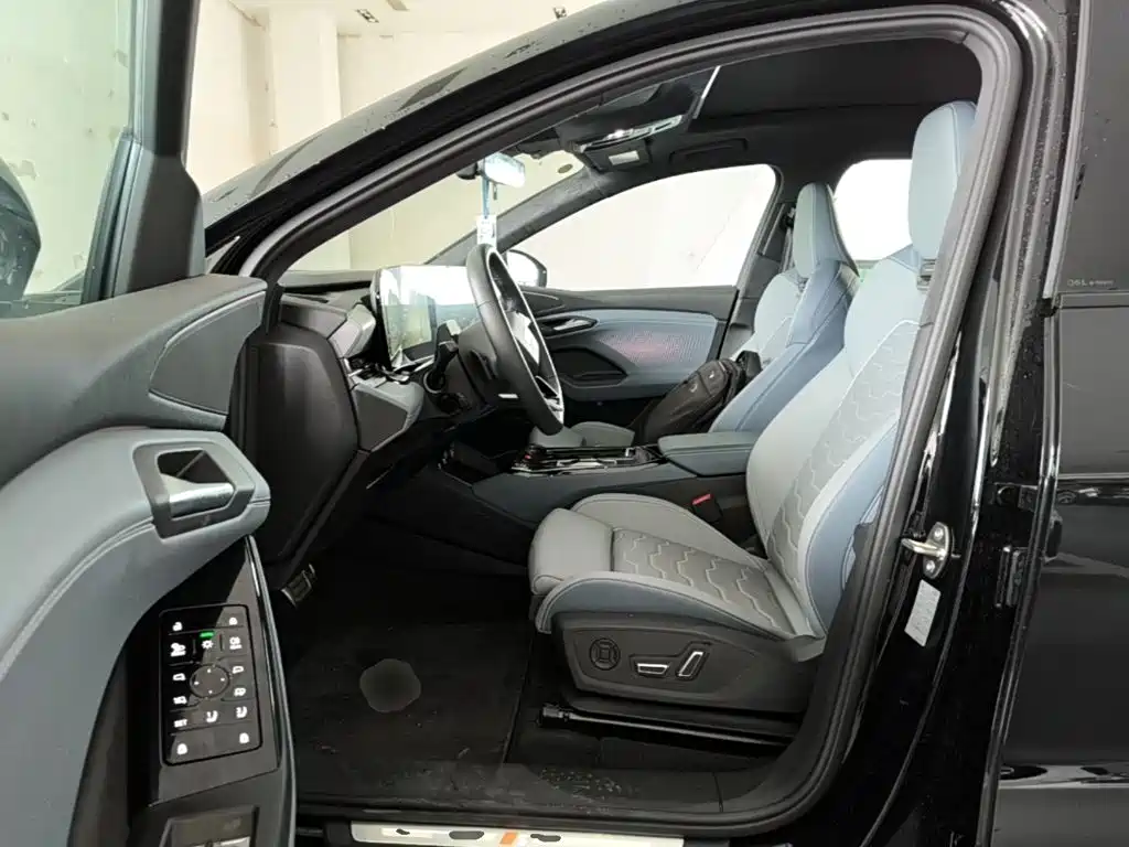 Audi Q6L e-tron 2025 2025 Model Pioneer Edition