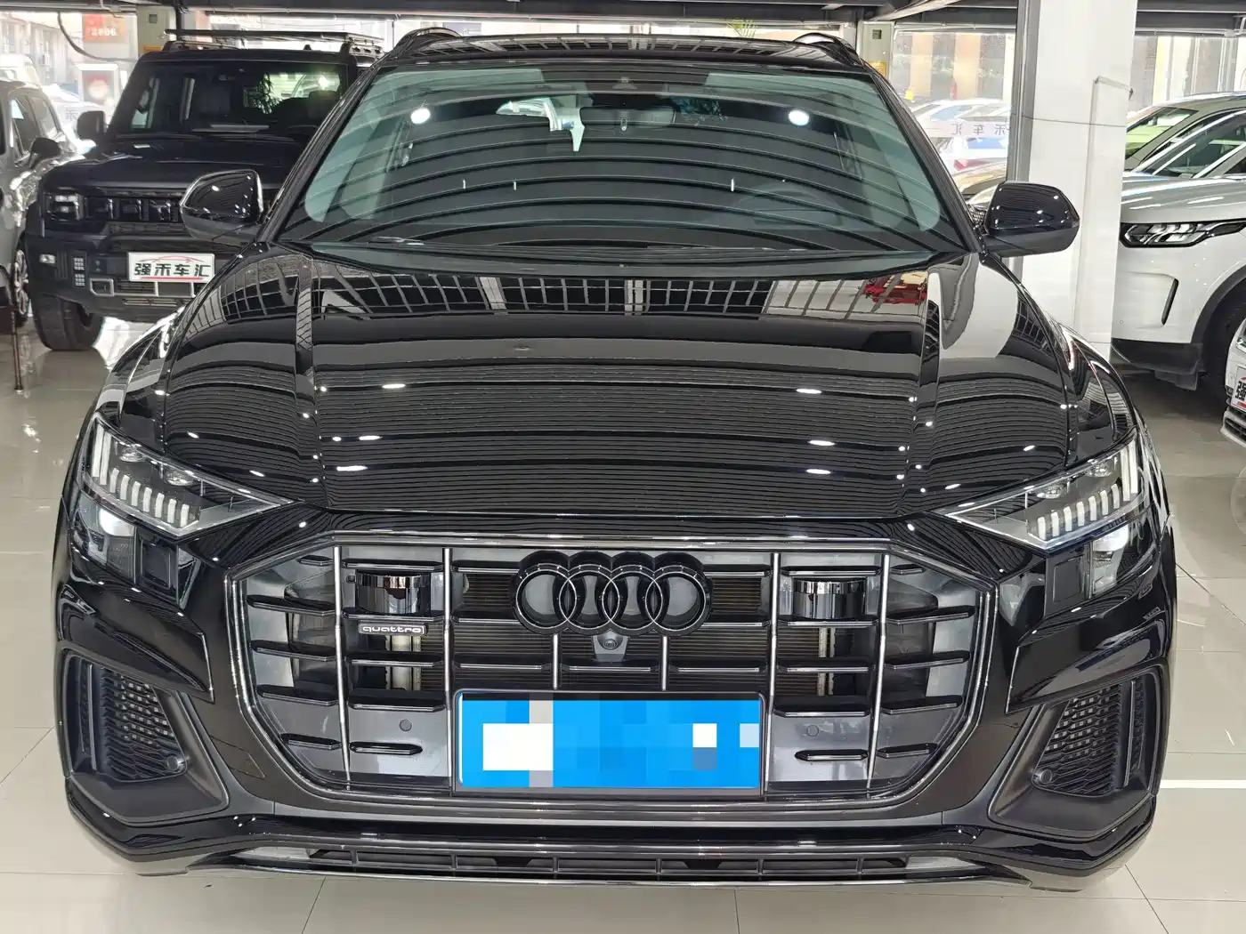 Audi Q8 2024 2023 55 TFSI Luxury Sport