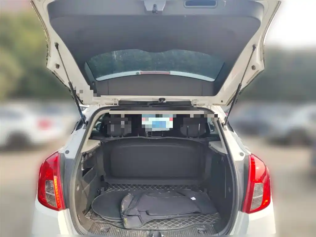 Buick Encore 2018 18T Automatic 2WD Urban Leading фото 10