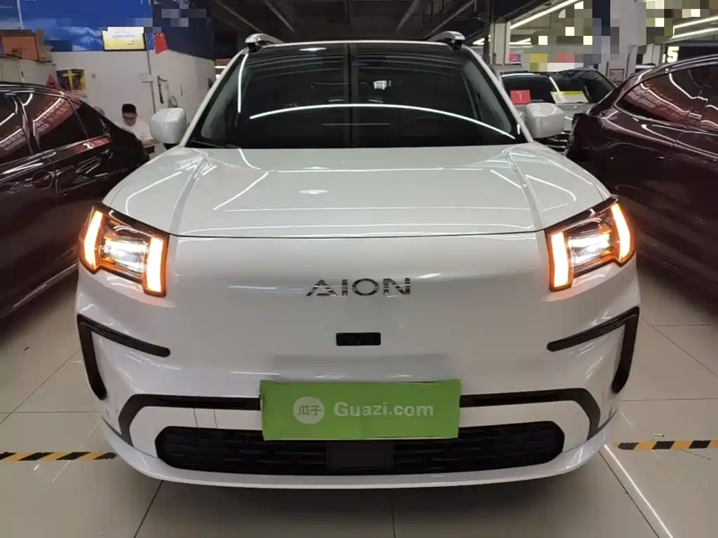 2025 Aion V