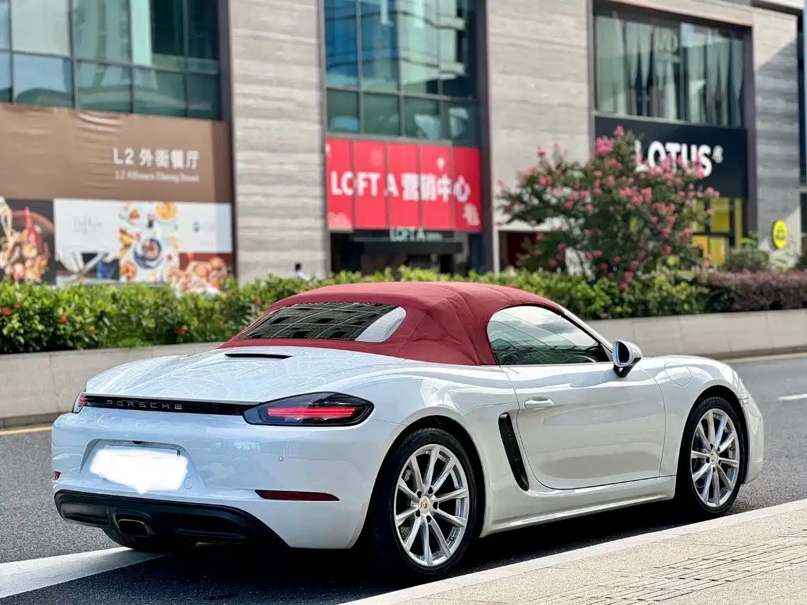 Porsche 718 2018 Boxster 2.0T фото 12