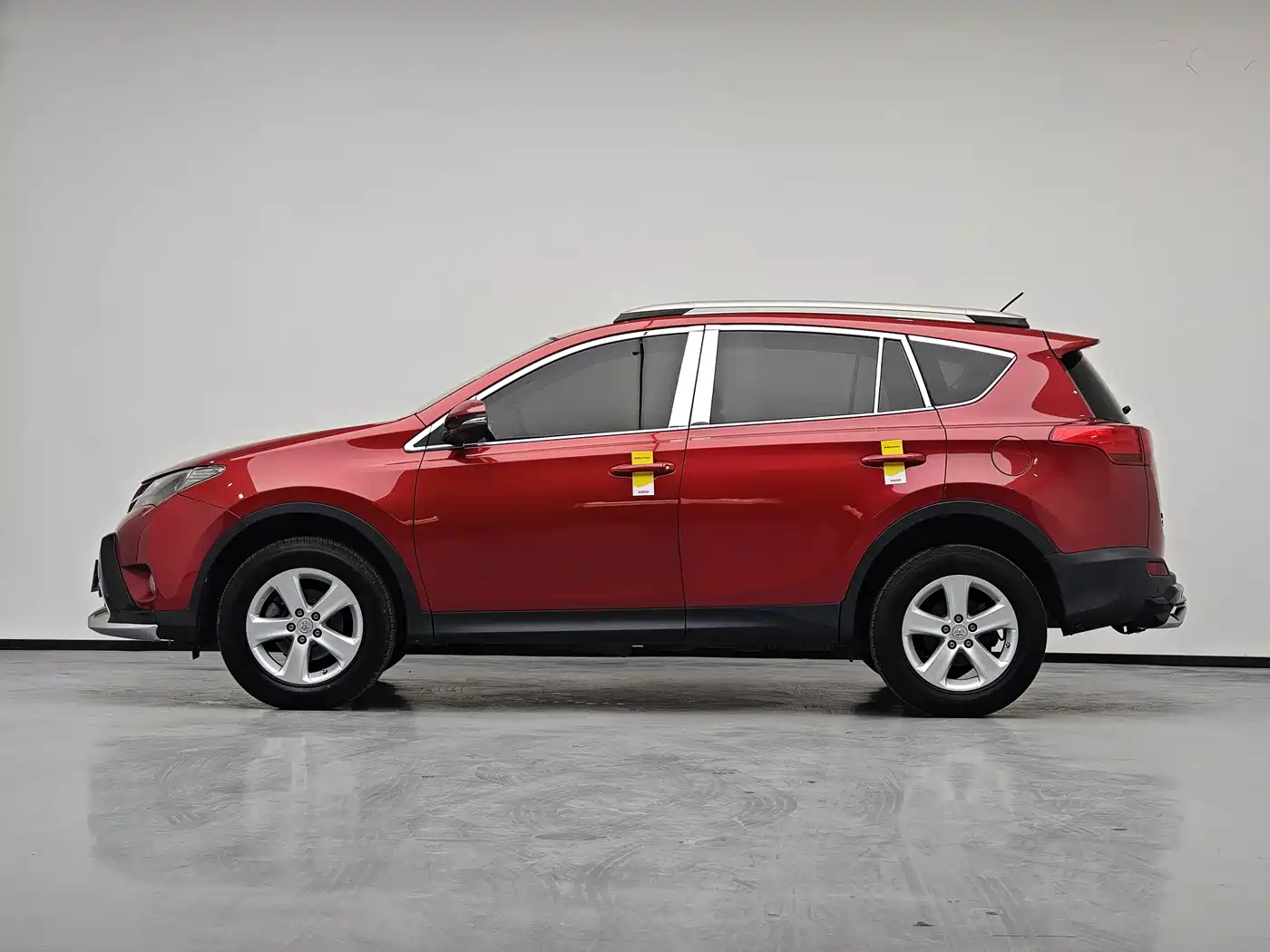 Toyota RAV4 Rongfang 2013 2.0L CVT 2WD Urban фото 11