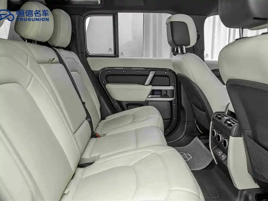 Land Rover Defender 2023 Facelift 110 3.0T P400 X-DYNAMIC HSE фото 16