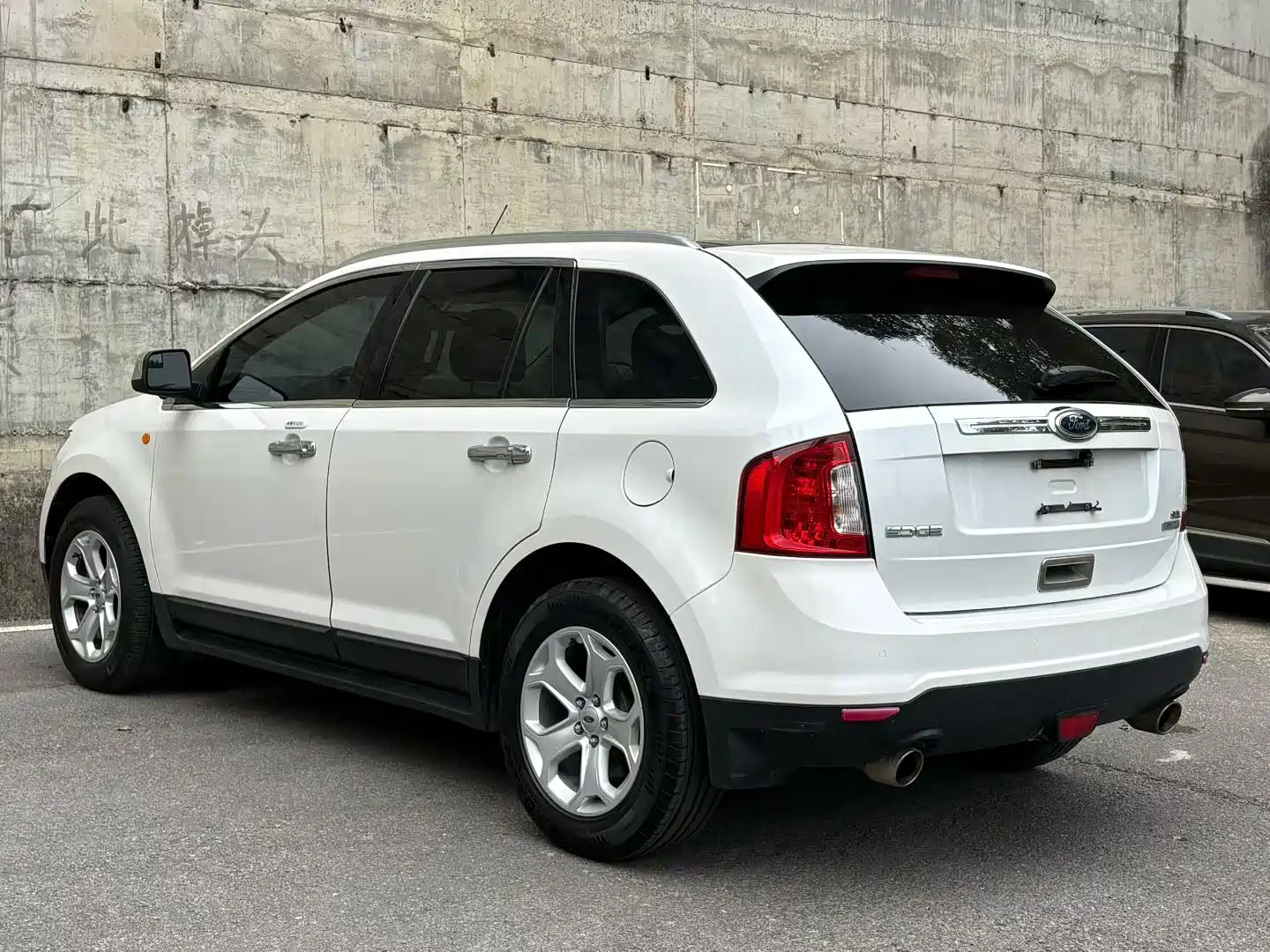 Фото 4 - Ford Edge (Import)