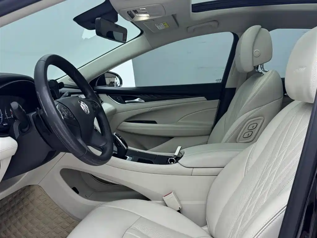 Buick LaCrosse 2022 Avenir First Edition фото 9