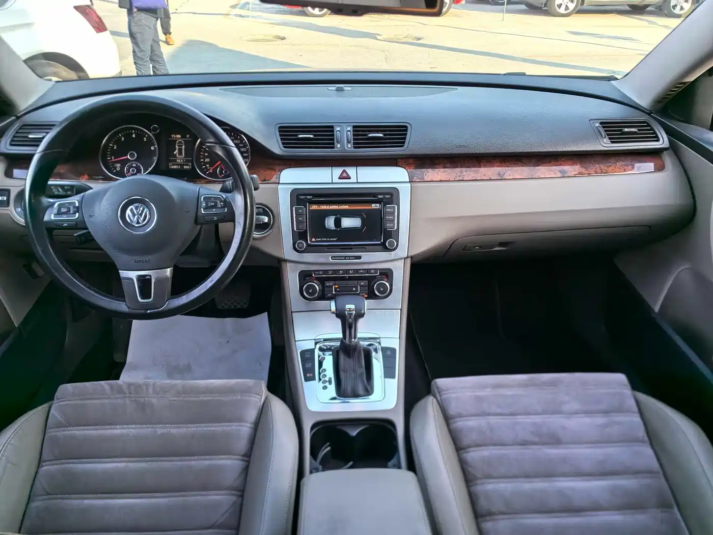 Volkswagen Passat 2011 2.0T Wagon Comfort фото 9