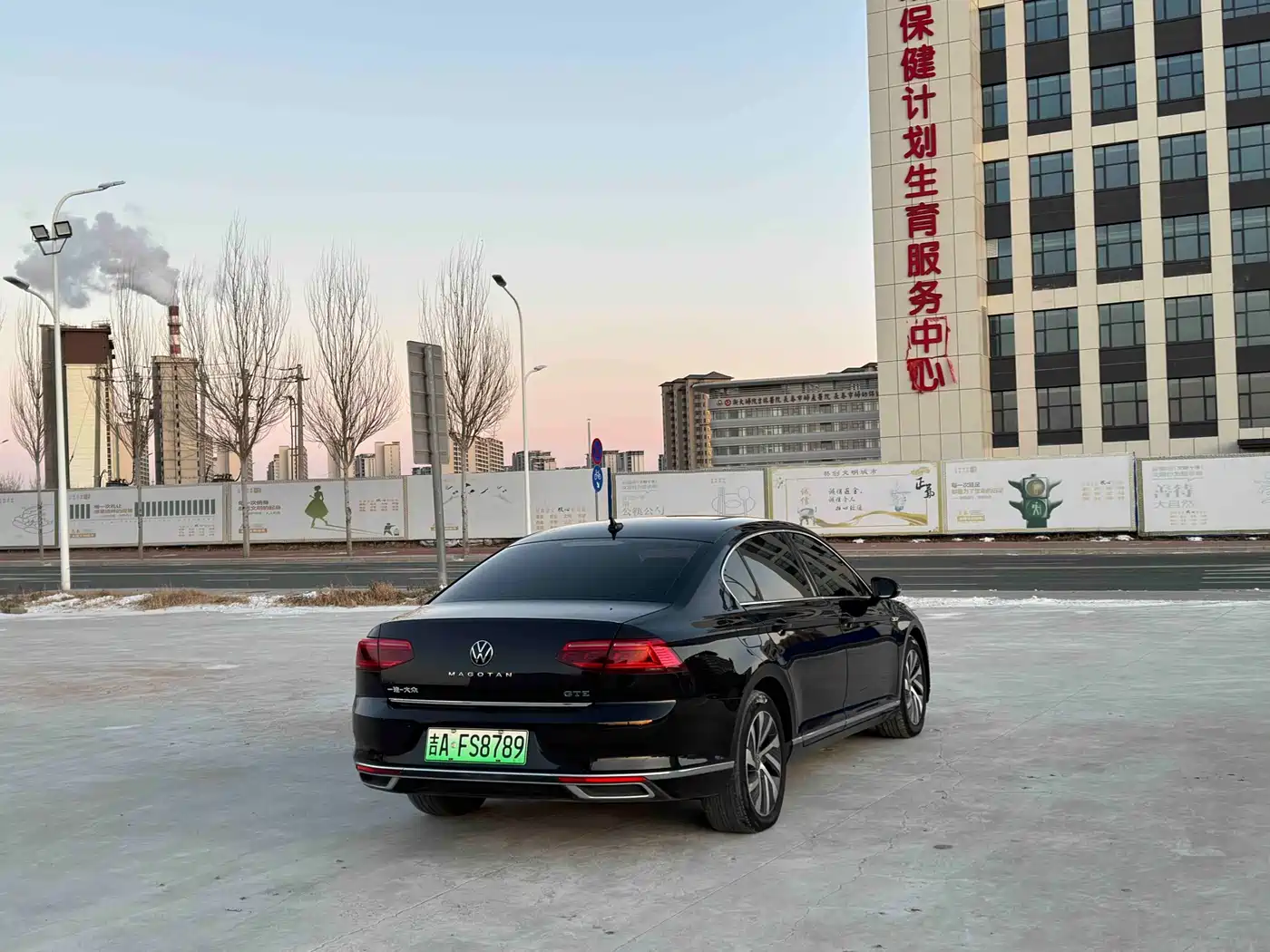 VOLKSWAGEN MAGOTAN GTE PLUG IN HYBRID