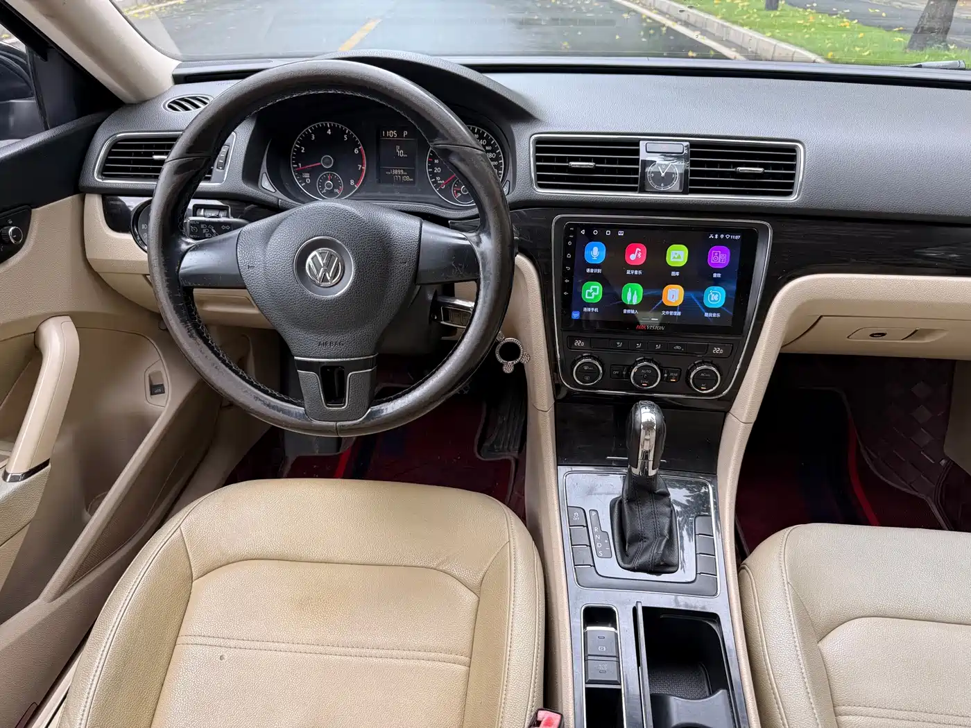 Фото 22 - Volkswagen Passat