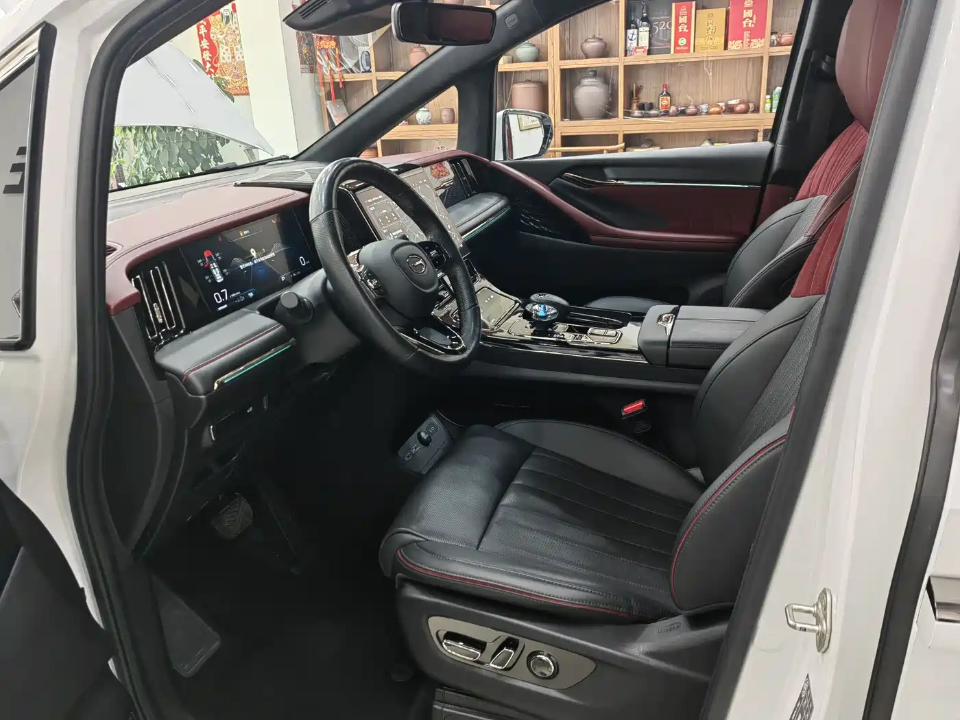 GAC Trumpchi Trumpchi M8 2023 Model Master Series 400T Flagship Edition фото 7