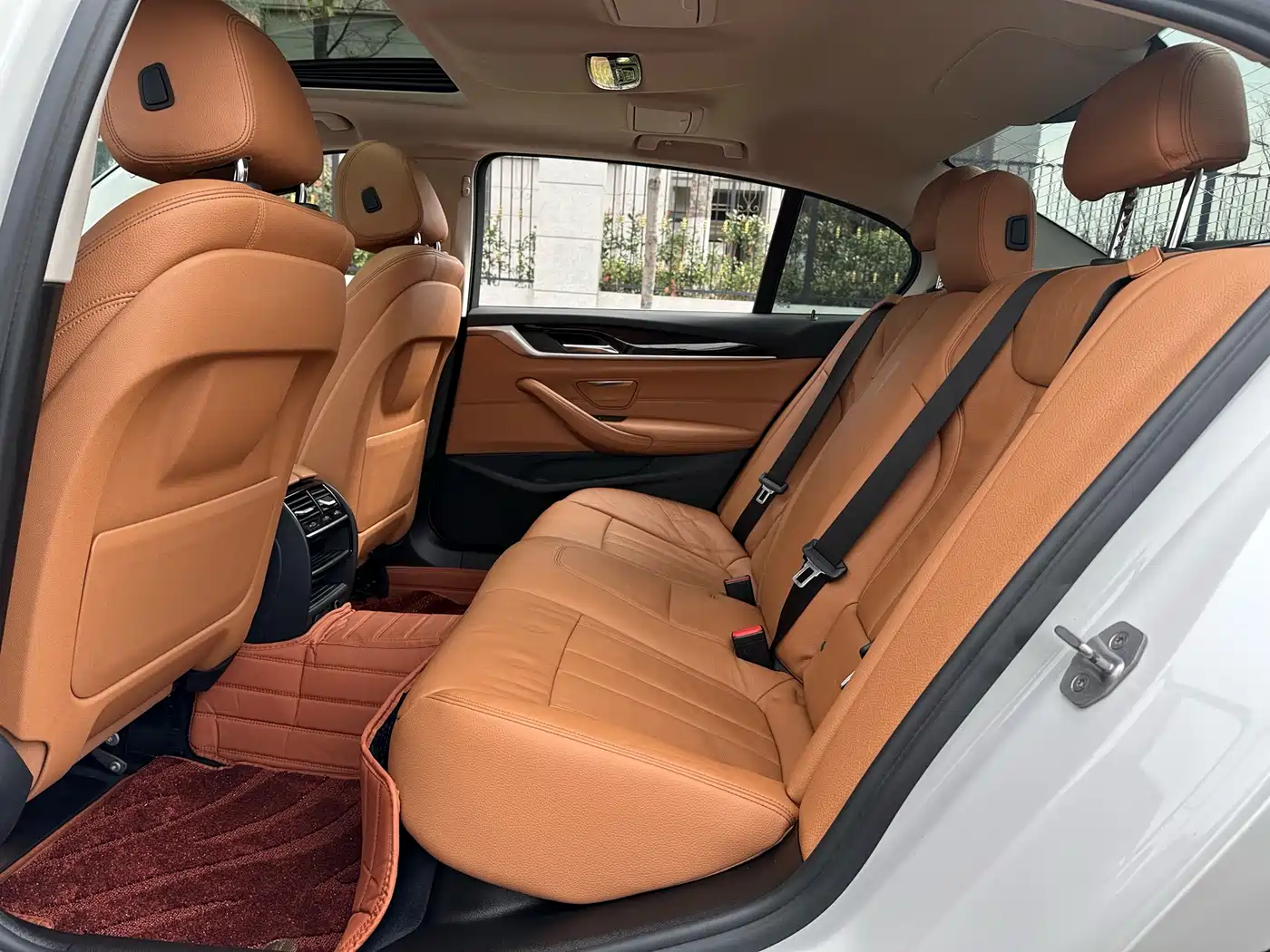 BMW 5 Series 2018 528Li Launch Special Edition фото 10