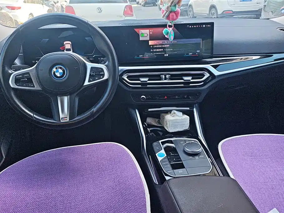 BMW I3
