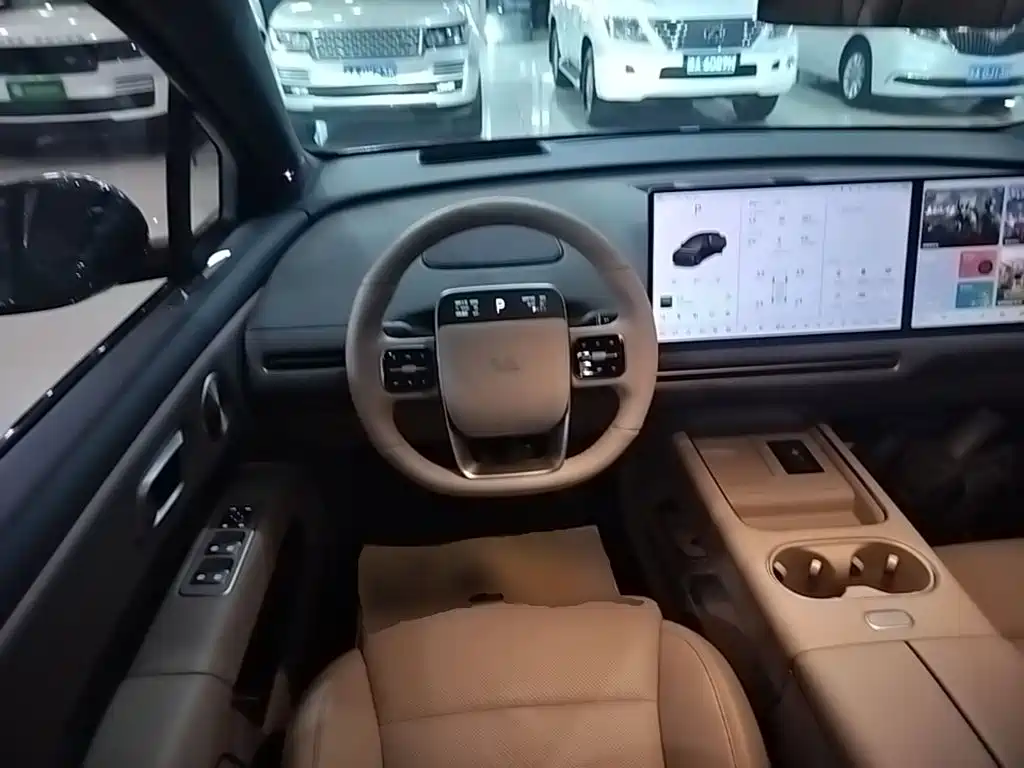 Li Auto i6 2026 2025 2WD Base Model