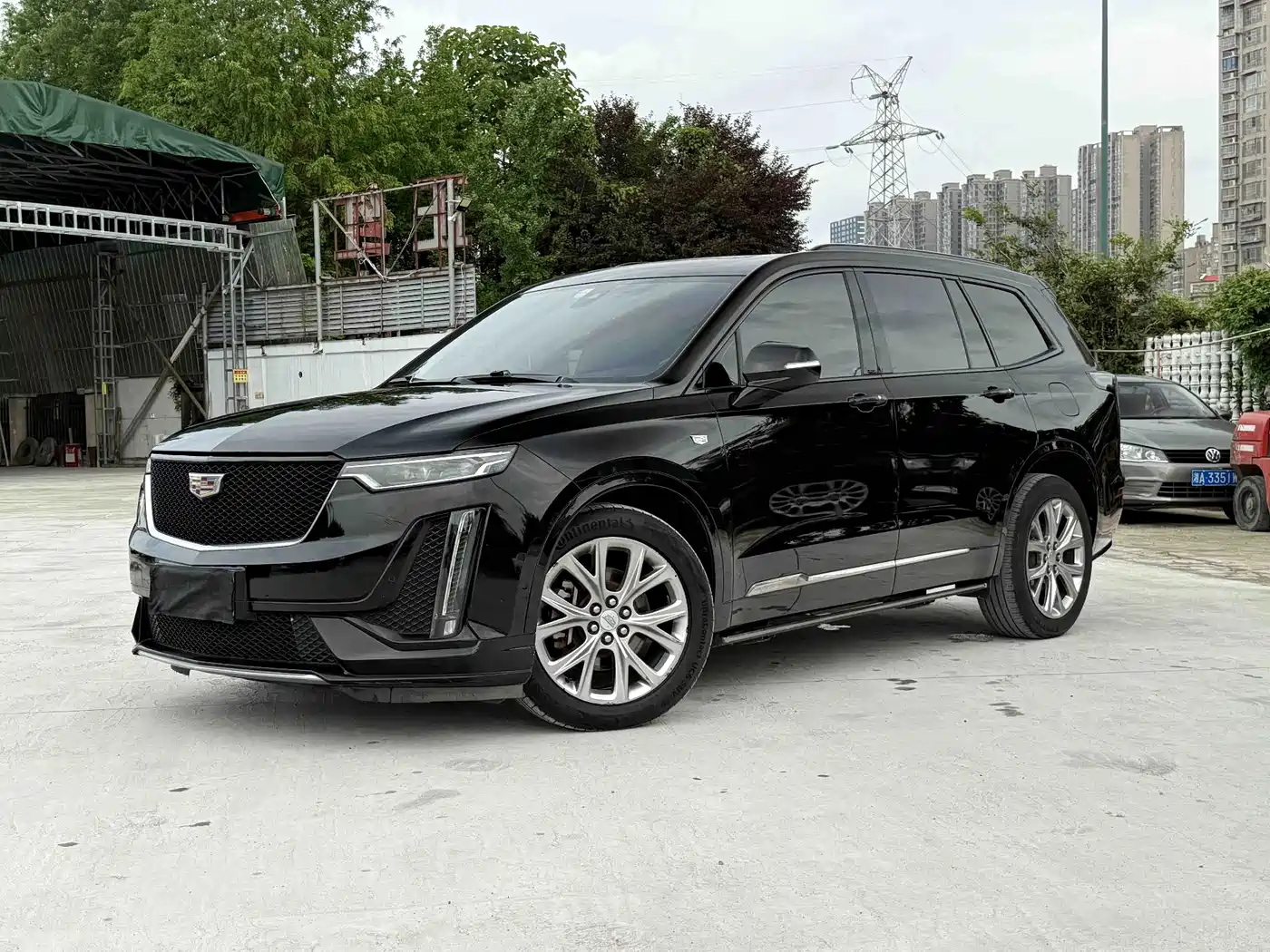 Фото 1 - Cadillac XT6