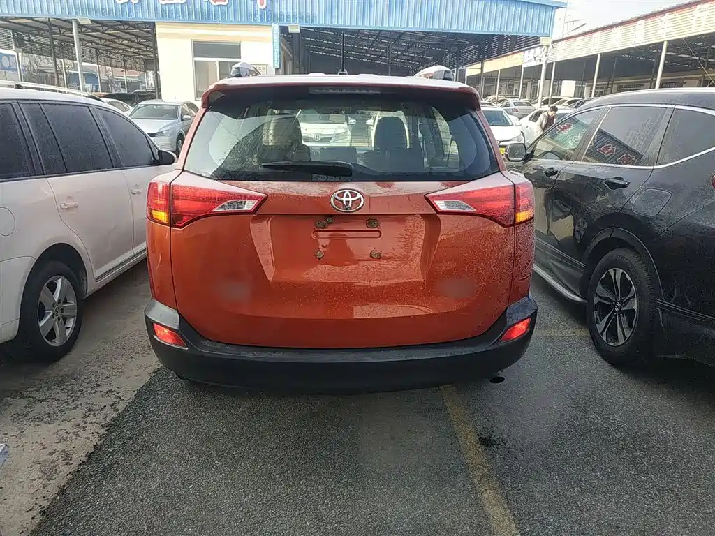 Toyota RAV4 Rongfang 2013 2.0L Manual 2WD Urban фото 6