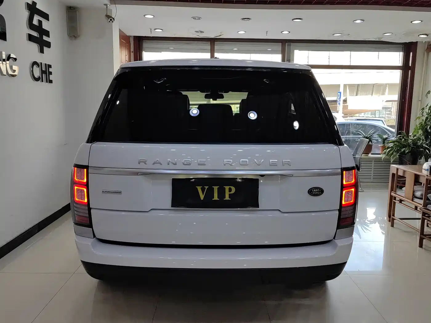 Land Rover Range Rover 2013 NA 5.0 V8 Vogue фото 5