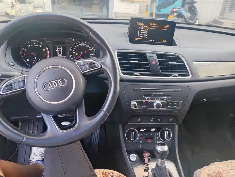 Фото 12 - Audi Q3