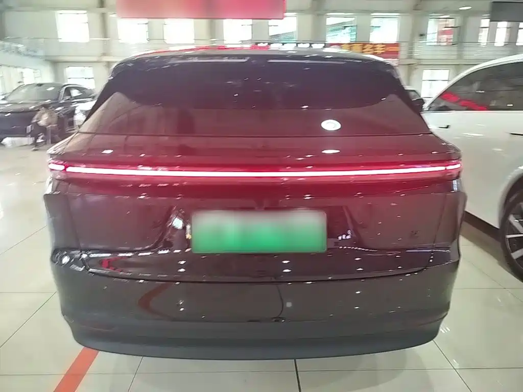 Li Auto i6 2026 2025 2WD Base Model
