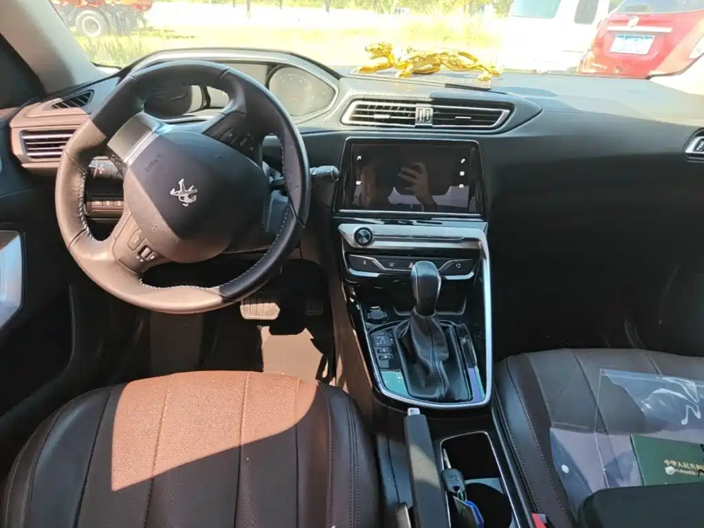 Peugeot 308 2019 2019 1.6L Automatic Luxury Version China V