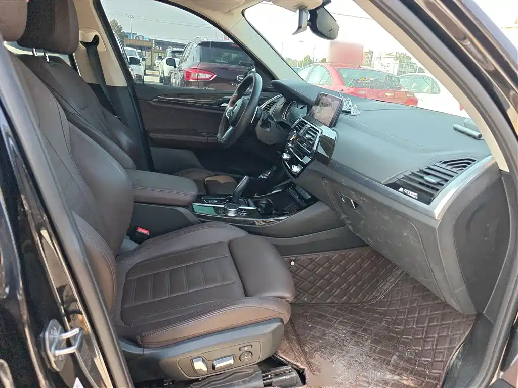 BMW X3 2018 xDrive30i Leading M Sport Package China VI фото 17