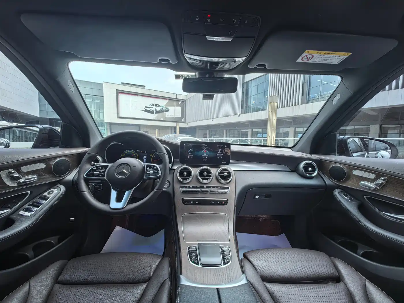 Mercedes-Benz GLC 2021 GLC 260 L 4MATIC Luxury фото 6