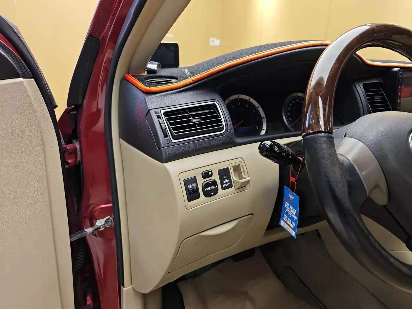 Toyota Corolla 2013 1.6L Automatic Excellence Edition фото 11