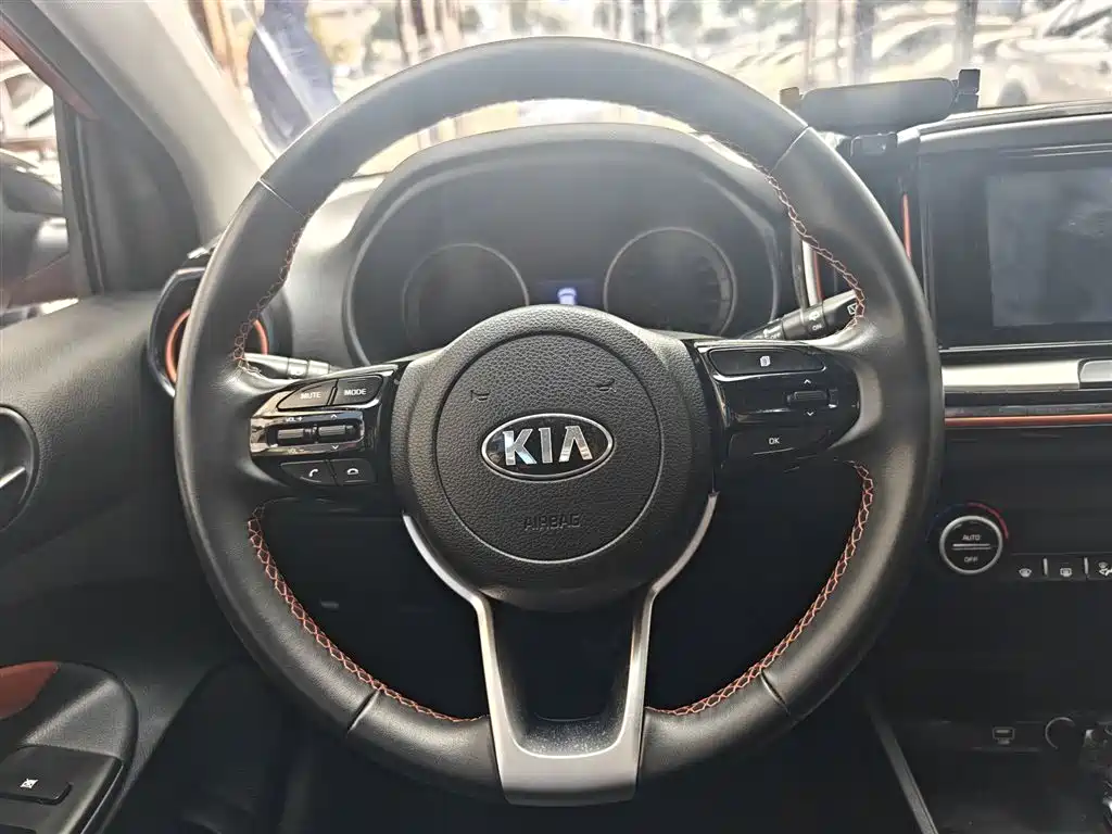 Kia KX1 2019 1.4L Automatic Fun Edition China VI фото 3