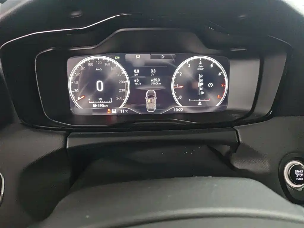 Lynk & Co 01 2017 2.0T AWD Pro фото 4