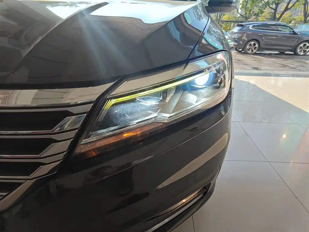 Volkswagen Lavida 2018 280TSI DSG Luxury Edition China V фото 18