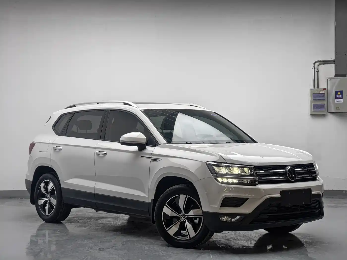 Volkswagen Tharu 2022 280TSI 2WD Comfort фото 3