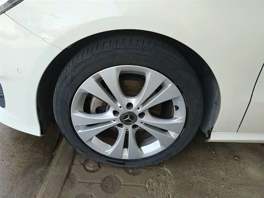 Mercedes-Benz B-Class 2019 B 200 Dynamic фото 25