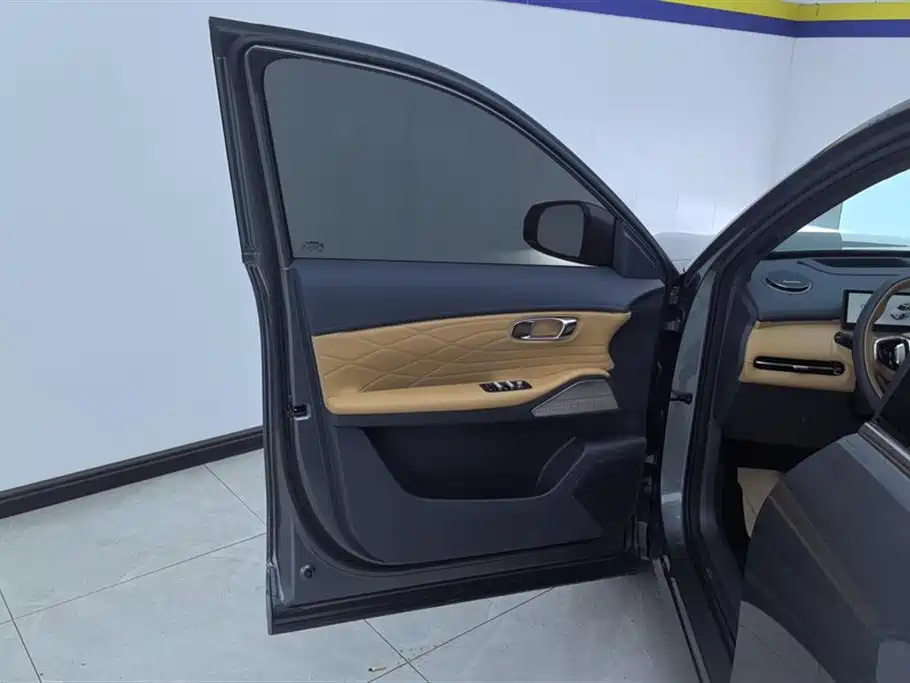 GEELY GALAXY GALAXY STARSHIP 7 EM I