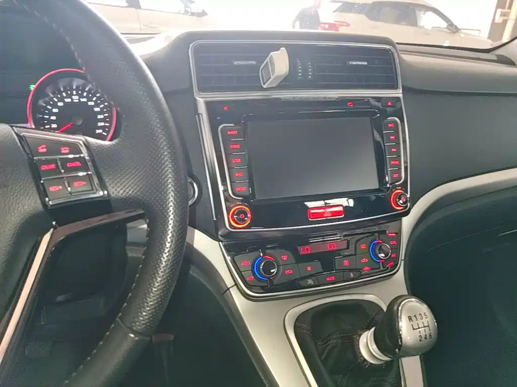 Haval M6 2018 2018 1.5T Manual 2WD Elite