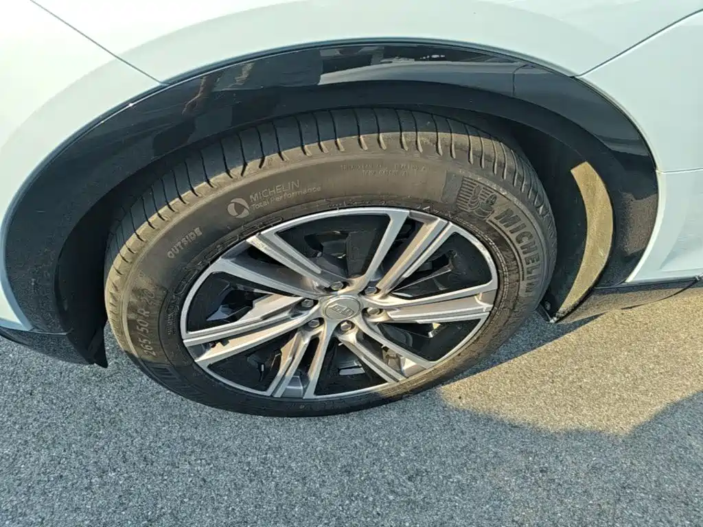 Cadillac IQ Rui Ge 2023 2022 All-Wheel Drive High Performance Premium Edition