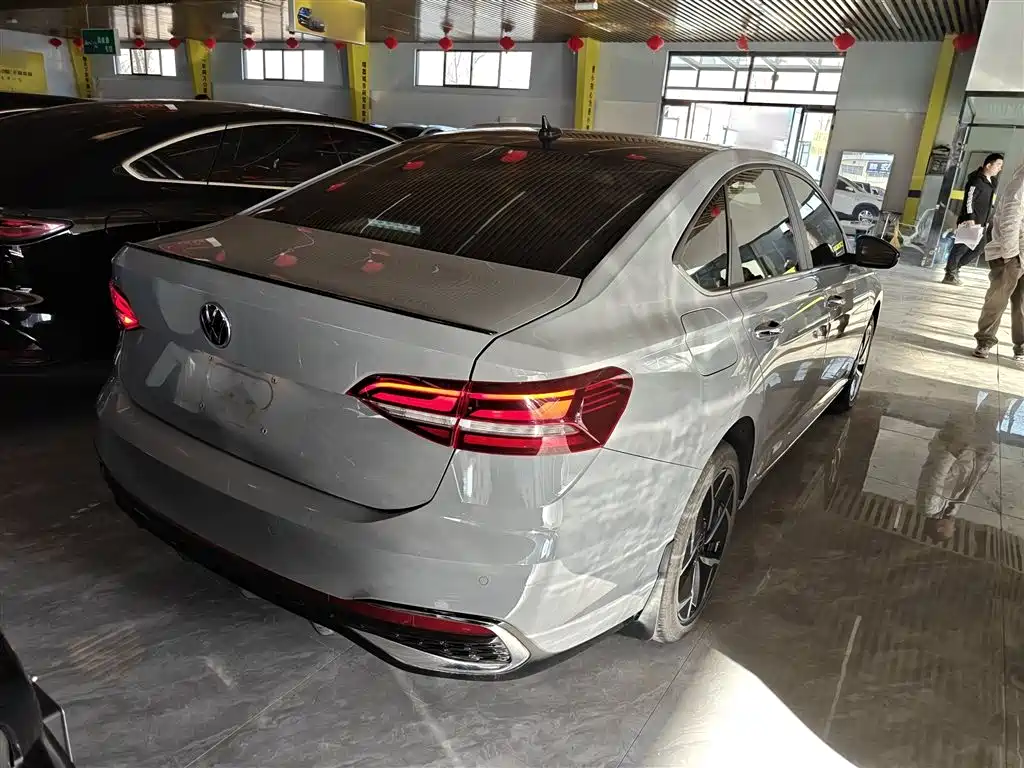 Volkswagen Lavida 2023 280TSI DSG Starlight Comfort Edition фото 5
