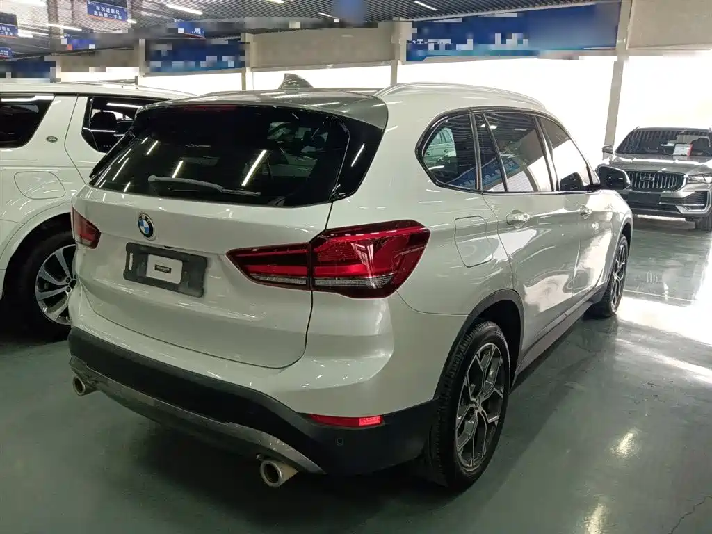 BMW X1 2020 sDrive25Li Leading Model фото 23