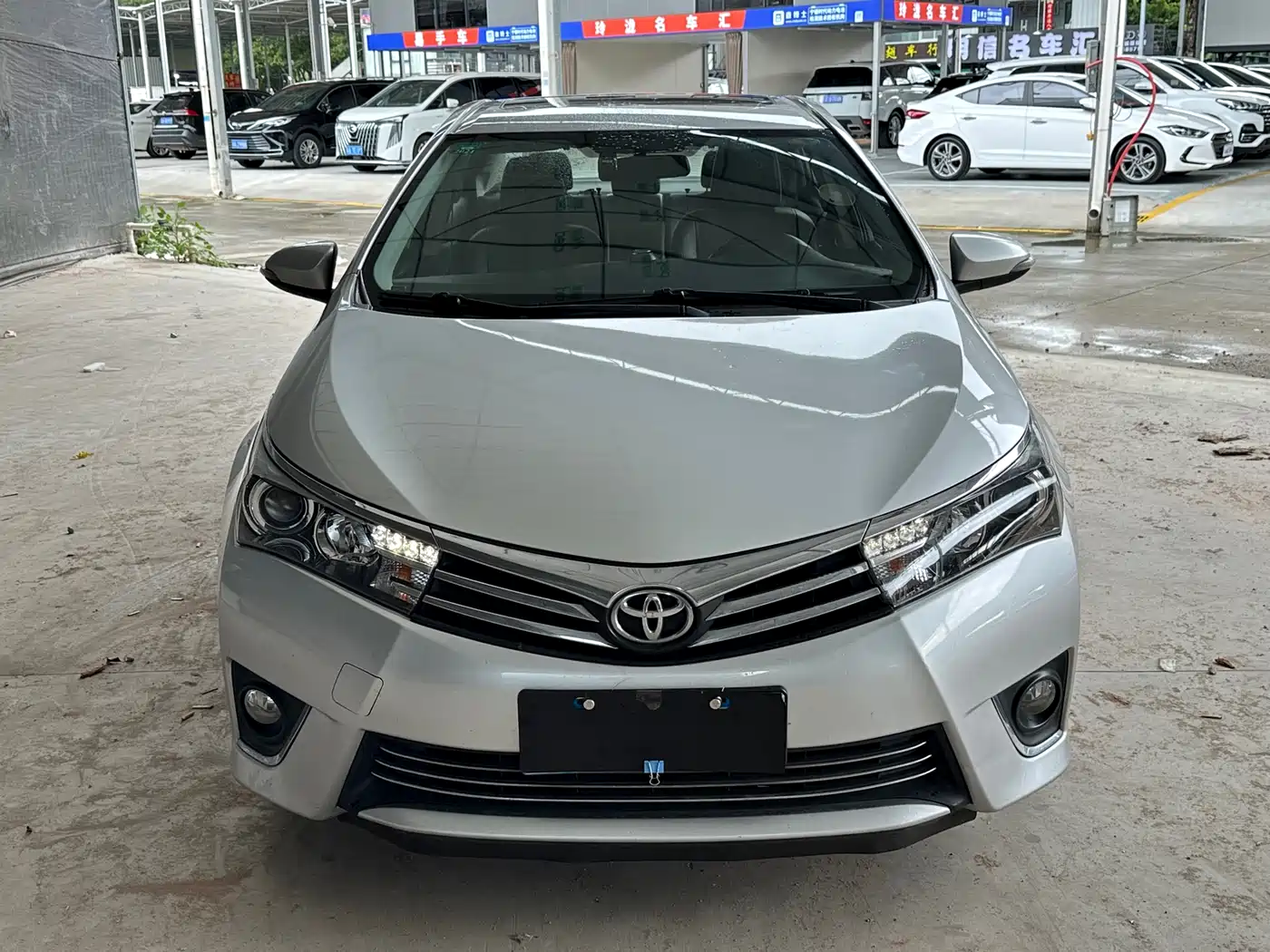 Фото 3 - Toyota Corolla