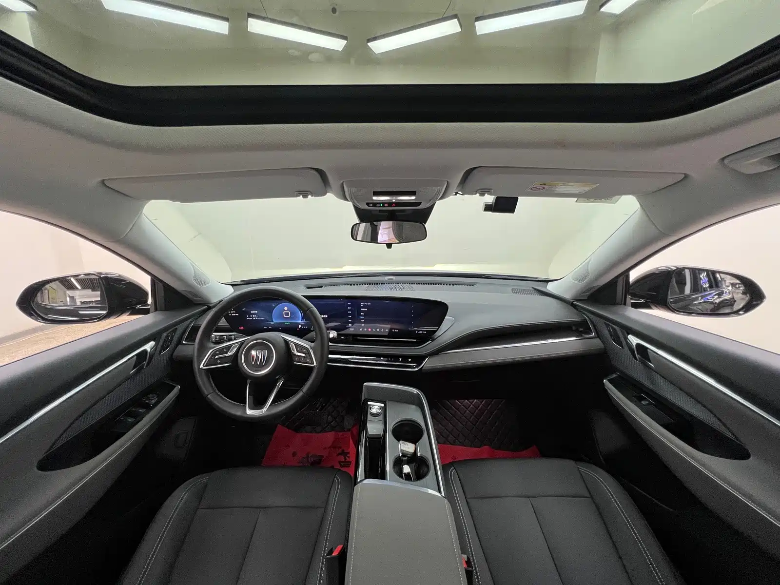Photo 19 - Buick E5