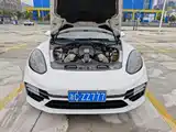 Photo 23 - Porsche Panamera
