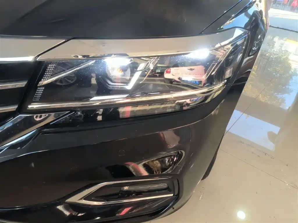 Volkswagen Passat 2019 330TSI Elite Version China VI фото 15