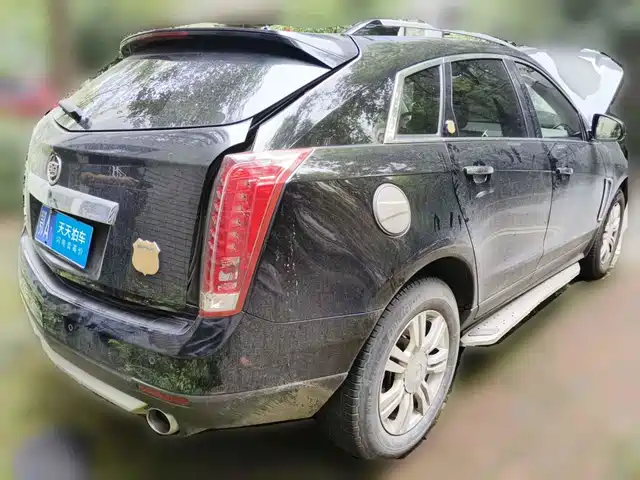 Cadillac SRX 2014 3.0L Elite Model — фото 2
