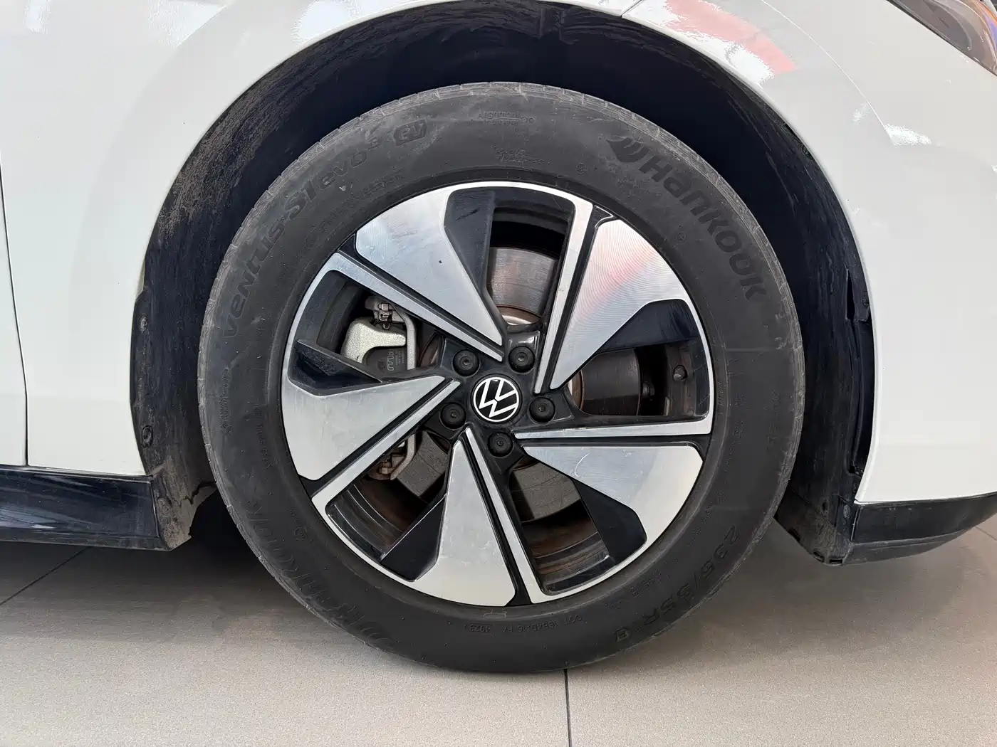 VOLKSWAGEN ID.7 VIZZION