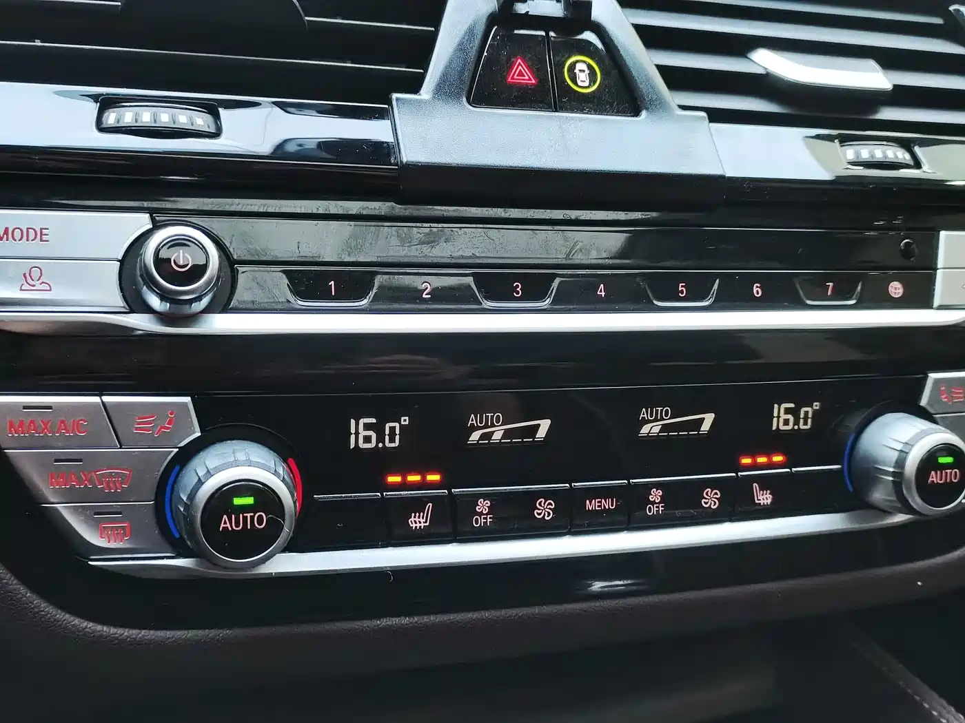 Фото 24 - BMW 5 Series